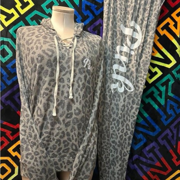 PINK Victoria's Secret Pants - Gray Leopard Print Cozy set HTF